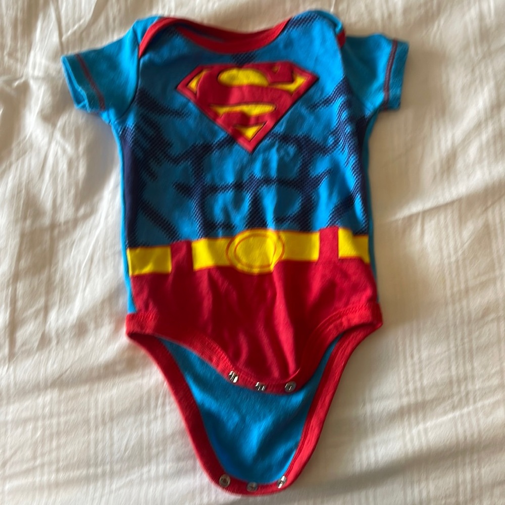 Superman onesie 0-3 months in cotton